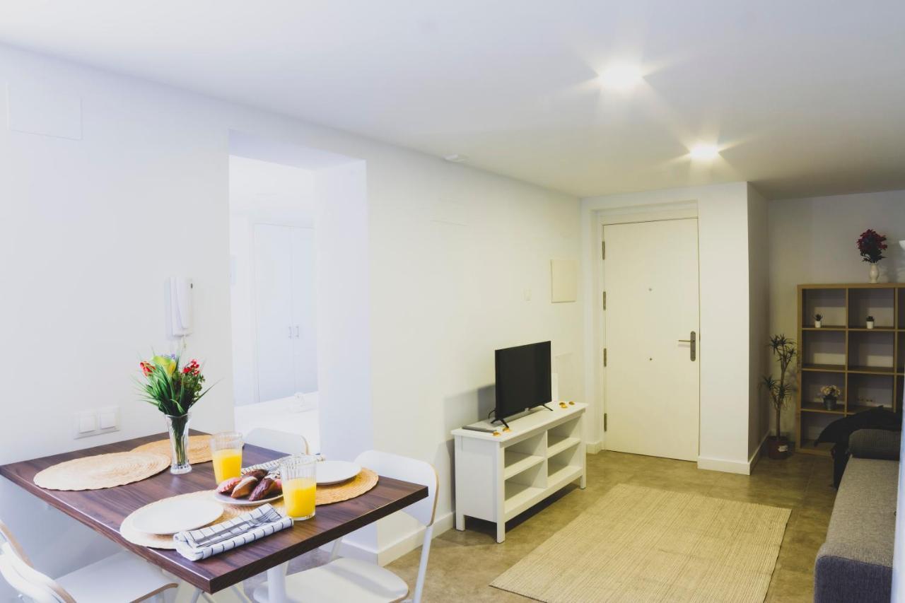 Cdz - Botica, Encantador Apartamento En Pleno Centro Historico Cadice Esterno foto