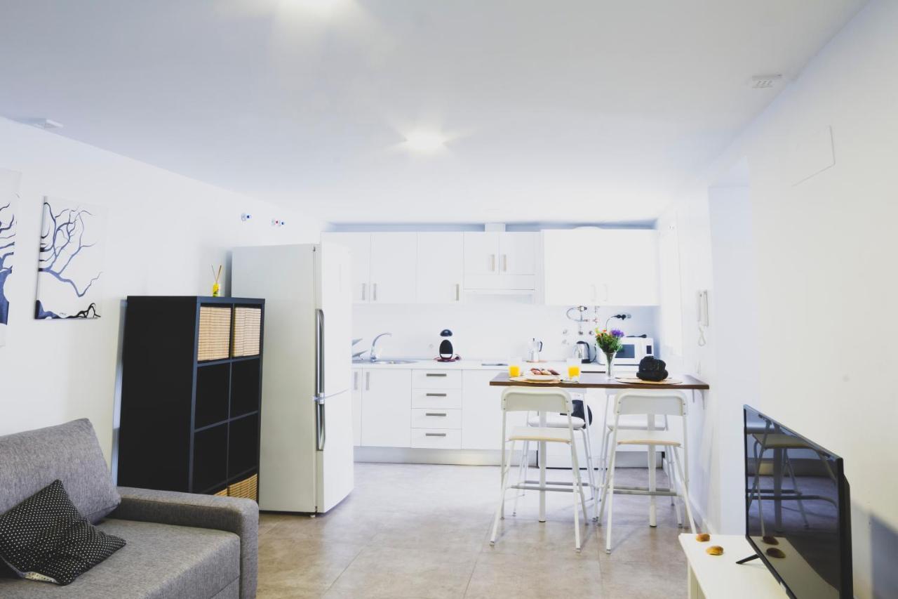 Cdz - Botica, Encantador Apartamento En Pleno Centro Historico Cadice Esterno foto