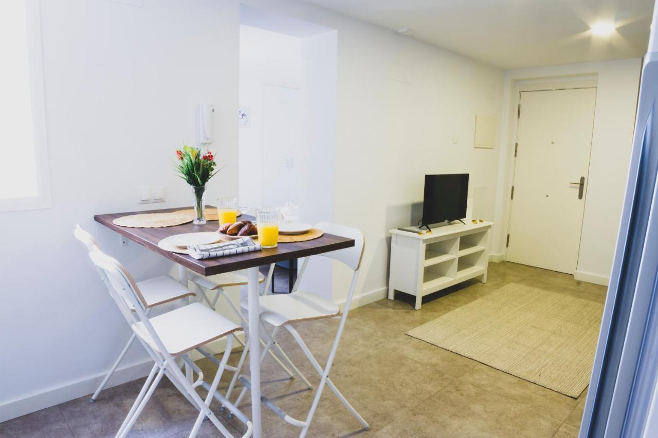 Cdz - Botica, Encantador Apartamento En Pleno Centro Historico Cadice Esterno foto